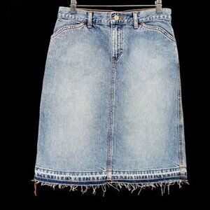 Vintage GAP Denim Skirt Light Wash Raw Hem Western Stitch 100% Cotton No Stretch